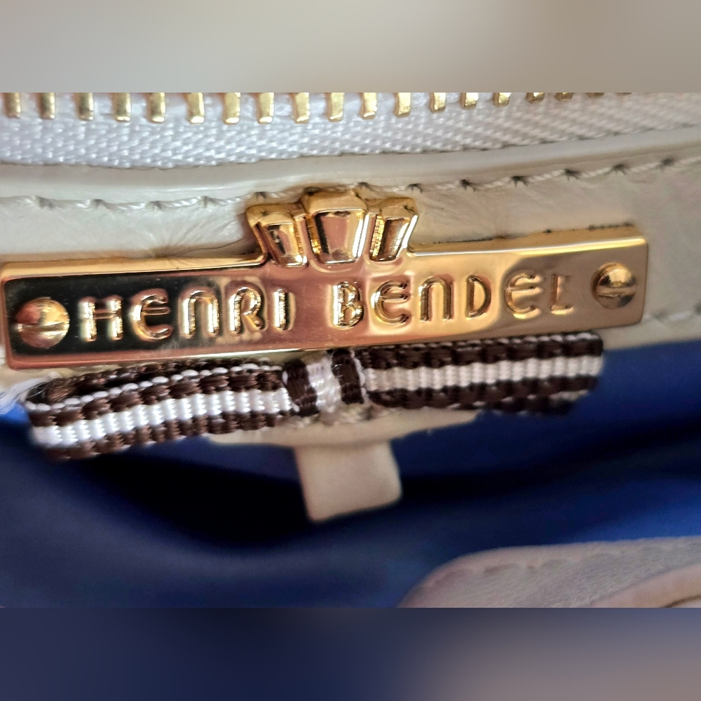 Henri Bendel Quilted Leather Convertible Gold Chain Shoulder Bag NWOT - Picture 10 of 13